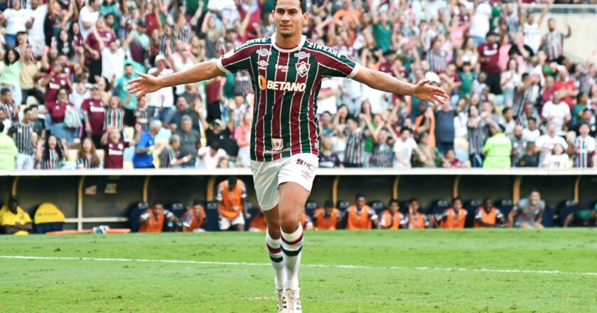Fluminense derrota Bragantino e encerra sequência negativa