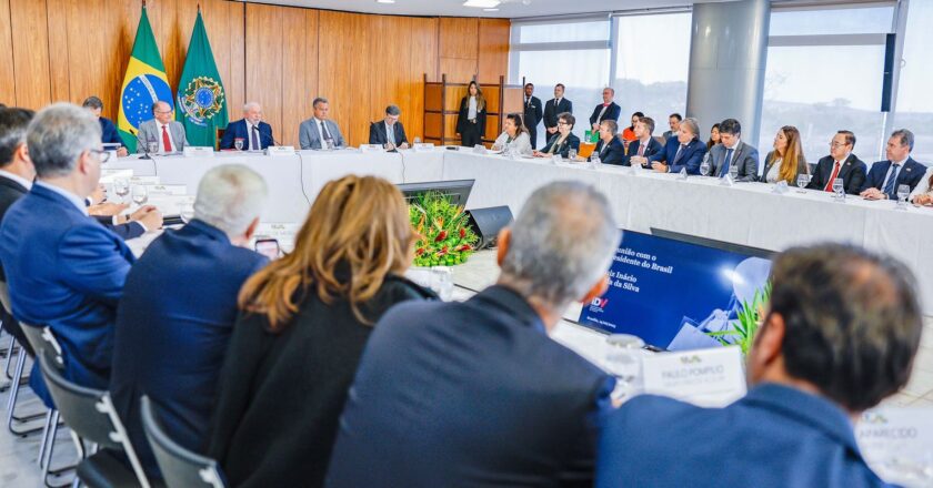 Varejistas vão ao Planalto e tratam de juros, crédito e concorrência