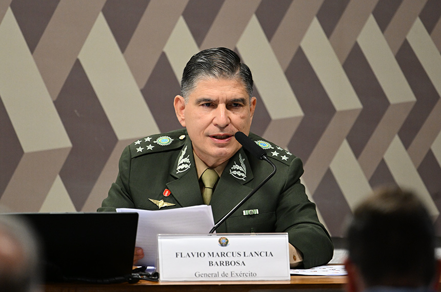 À mesa, em pronunciamento, indicado para exercer o cargo de Ministro do Superior Tribunal Militar (STM), Flavio Marcus Lancia Barbosa (MSF 77/2025).