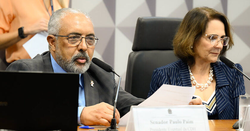 Avança divulgação obrigatória do disque-denúncia de violência contra a mulher