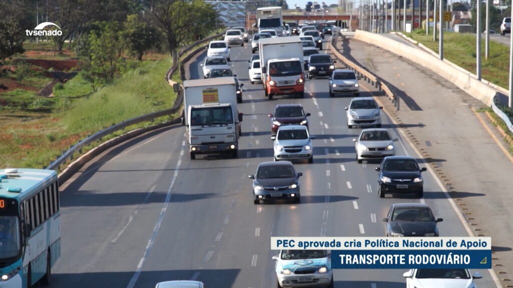 CCJ aprova PEC que cria política de apoio ao transporte rodoviário — Senado Notícias