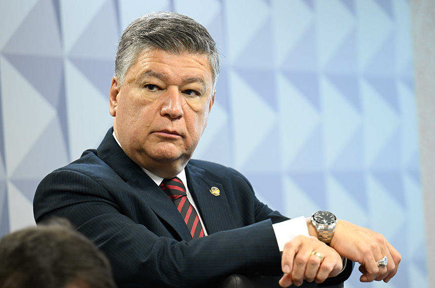 CPMI não pode se transformar em 'circo eleitoral', diz Carlos Viana