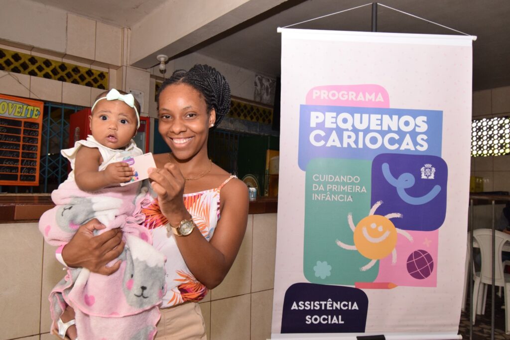 Cartão da Primeira Infância Carioca chega a mais 841 famílias de sete bairros da Zona Norte