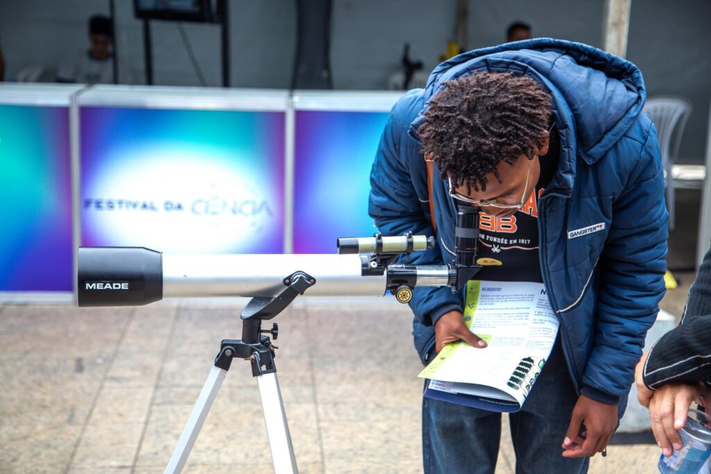 Festival da Ciência terá olimpíada, debates, exibição de filmes em realidade virtual e atividades lúdicas