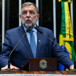 Flávio Arns defende revogação de decreto sobre educação de PcDs