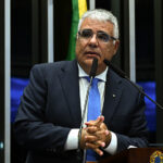 Girão compara operação no Rio e no Ceará e vê ‘narrativa ideológica’ do governo Lula