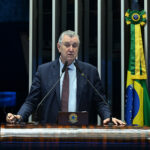 Heinze exalta agronegócio e defende regulação do mercado de carbono