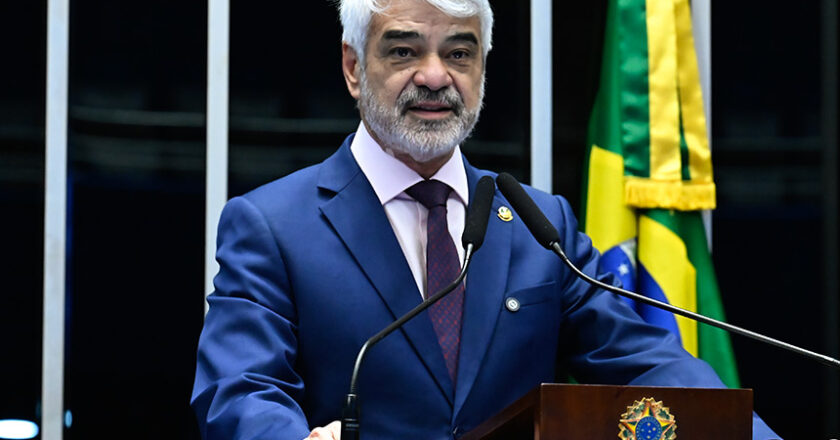 Humberto comemora impacto de programas federais na economia de PE