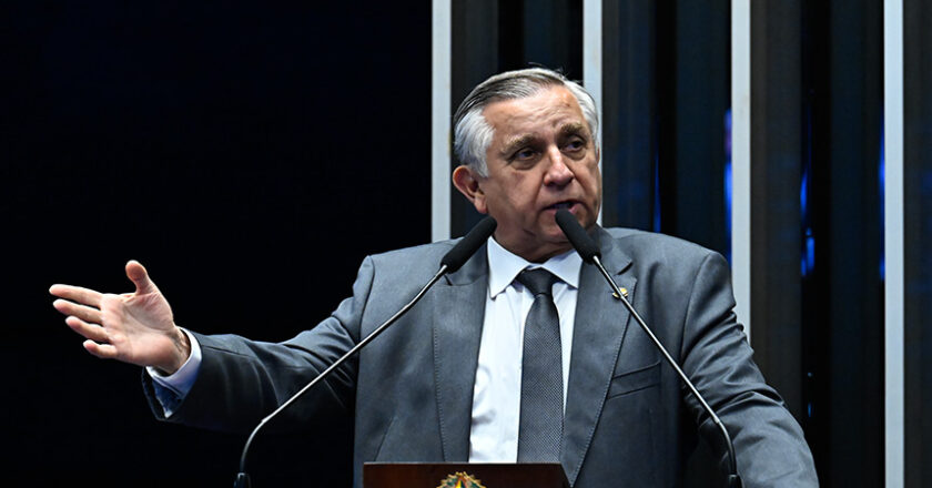 Izalci Lucas lamenta comando governista na CPI do Crime Organizado