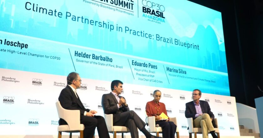 Líderes locais entregam carta com compromissos climáticos à COP30 no encerramento do Fórum de Líderes Locais