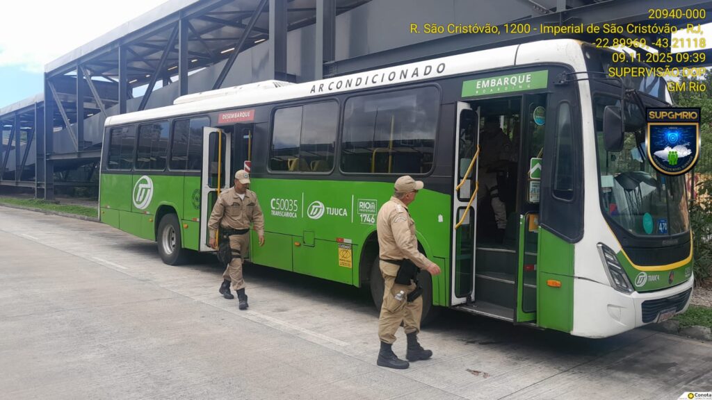 Passageiro é detido por guardas municipais após agredir motorista de ônibus no Terminal Gentileza