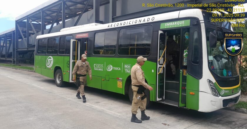 Passageiro é detido por guardas municipais após agredir motorista de ônibus no Terminal Gentileza