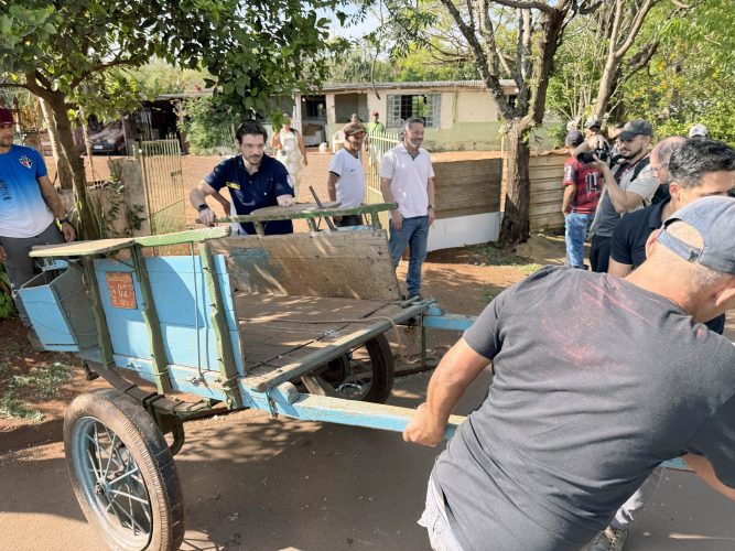 Prefeitura propõe ampliar programa de apoio a carroceiros e proteção animal