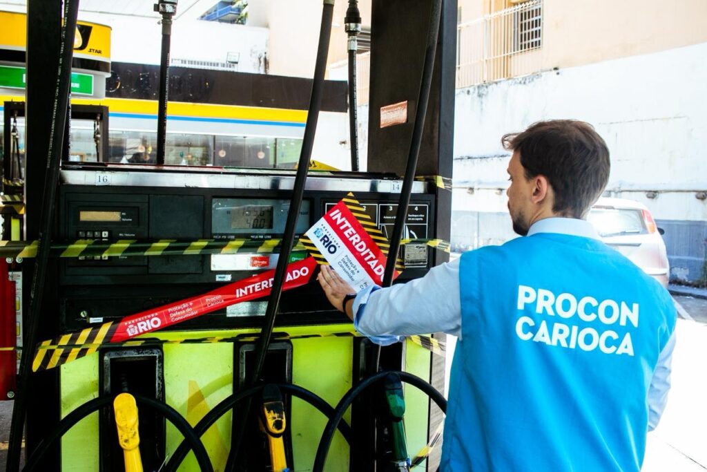 Procon Carioca inicia Operação Posto Sem Roubo e lança mapa digital de monitoramento de estabelecimentos autuados no Rio