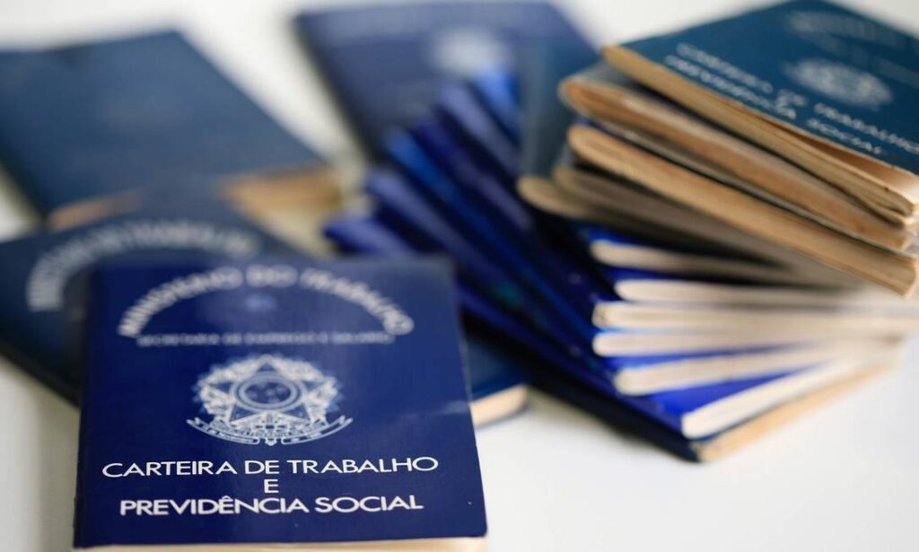 Rio entra o mês de novembro com 1.330 vagas de emprego abertas  