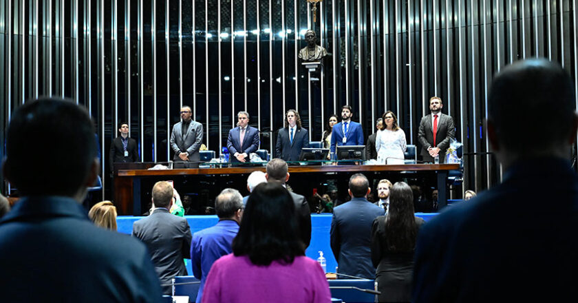 Senado presta homenagem à UFPB e ao Hospital Universitário Lauro Wanderley