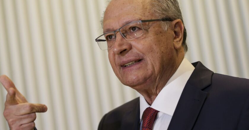 “Reforma tributária tem que ser agora”, defende Alckmin