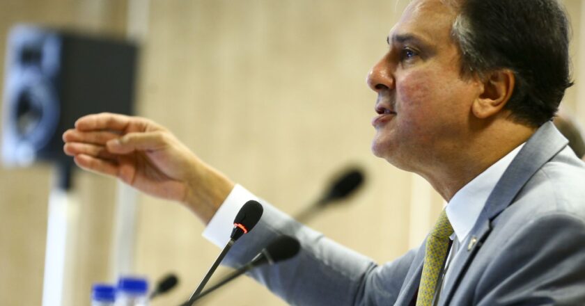 Inep ouvirá 341 professores sobre alfabetização de crianças