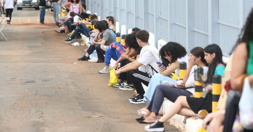 Ubes faz campanha para estimular inscrições de estudantes no Enem