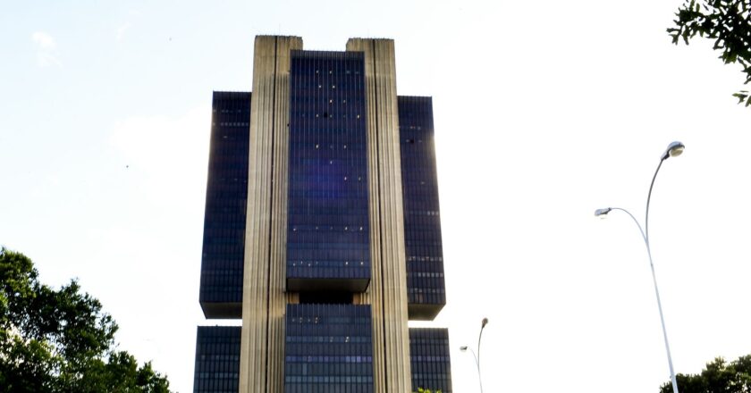 Sindicato atribui erro no fluxo cambial a esvaziamento do BC