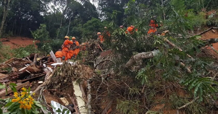 Após um ano, Petrópolis ainda se recupera da maior tragédia da cidade