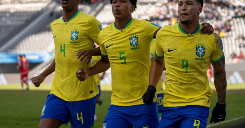 Brasil aplica 4 a 1 na Tunísia e avança às quartas do Mundial Sub-20