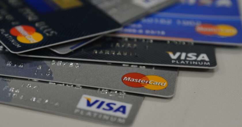 El mercado de tarjetas de crédito creció un 30,9% en cuatro años