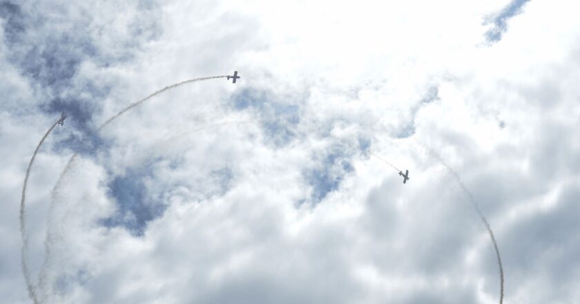 Finep e ministério firmam contratos na área de tecnologia aeroespacial