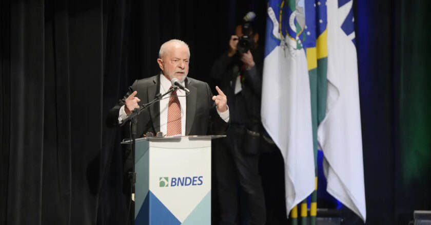 Lula diz que não há justificativa para Selic estar em 13,75% ao ano