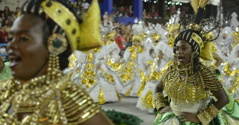 Mulheres e negros querem protagonismo no carnaval da Sapucaí