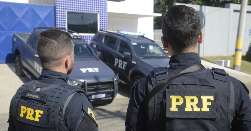 Acidentes com mortos e feridos nas estradas caem durante o feriado