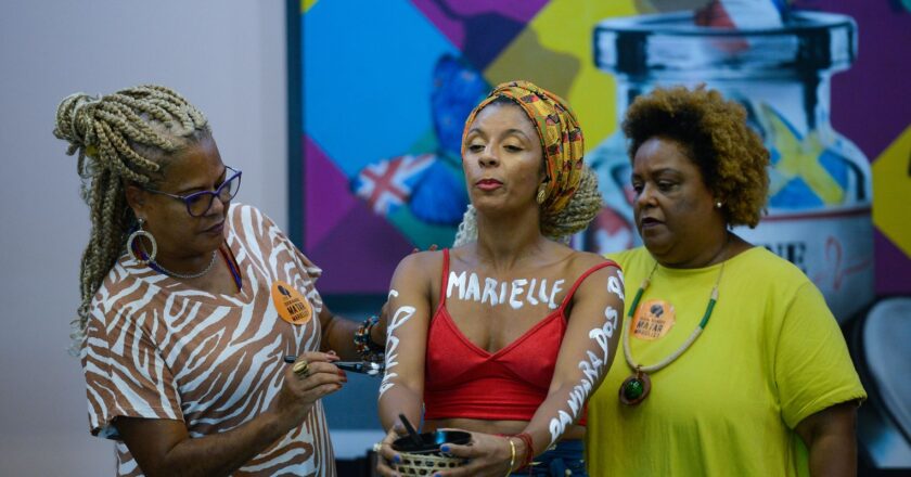 Marielle Franco foi vítima de feminicídio político, diz deputada