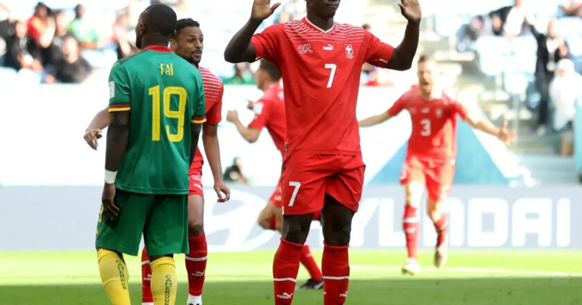 Copa: camaronês Embolo decide vitória da Suíça sobre seu país natal