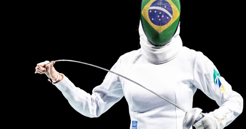 Equipe feminina conquista bronze no Pan-Americano de esgrima