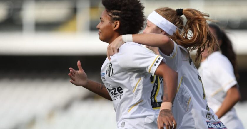 Brasileiro Feminino: Santos bate Atlético-MG e fica perto das quartas
