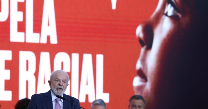 Lula grants land titles to descendants of slavery