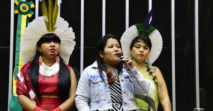 Deputadas destacam desafios para garantia de direitos das mulheres