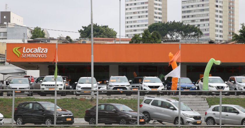 Descontos de automóveis não devem resolver estoques de montadoras