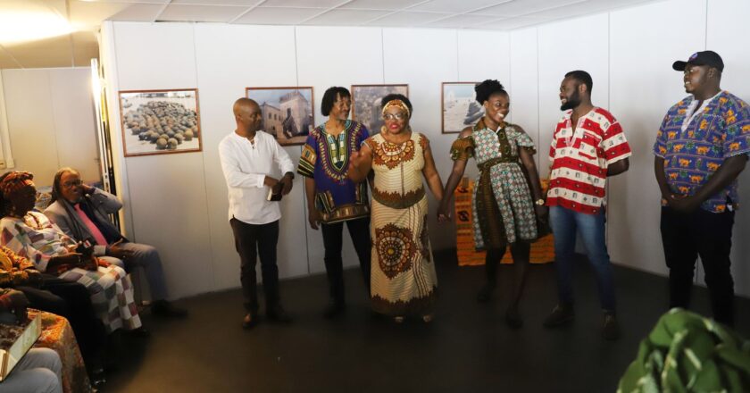 Fundação Palmares recebe fundador do Museu da Herança Pan-Africana