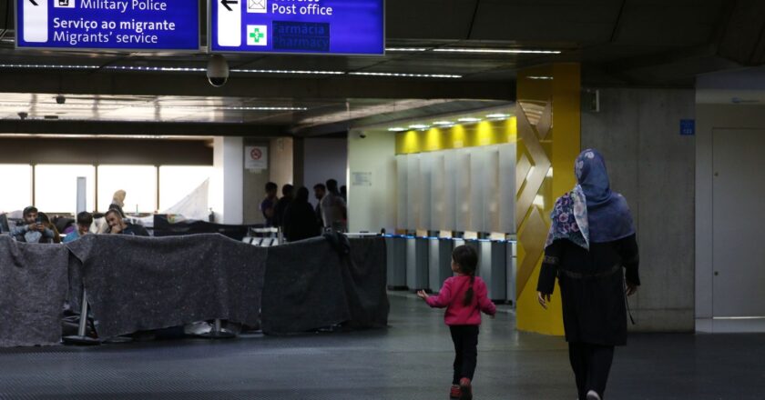 Total de refugiados no mundo é recorde e supera 110 milhões de pessoas