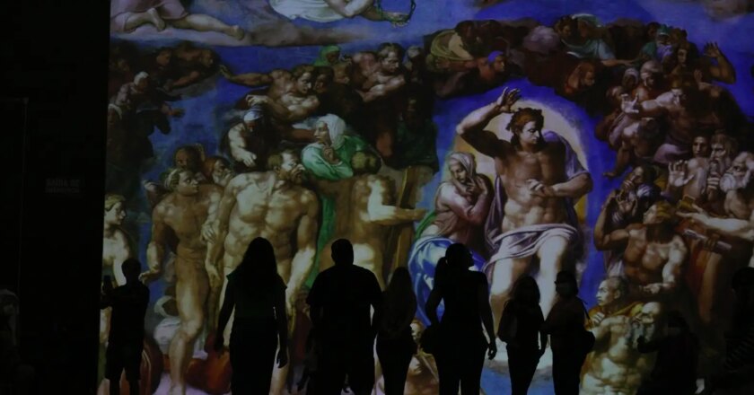 Exposição permite que público faça uma imersão pela Capela Sistina