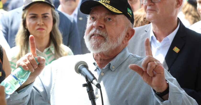 Lula demonstra, mais uma vez, insatisfação com juros altos