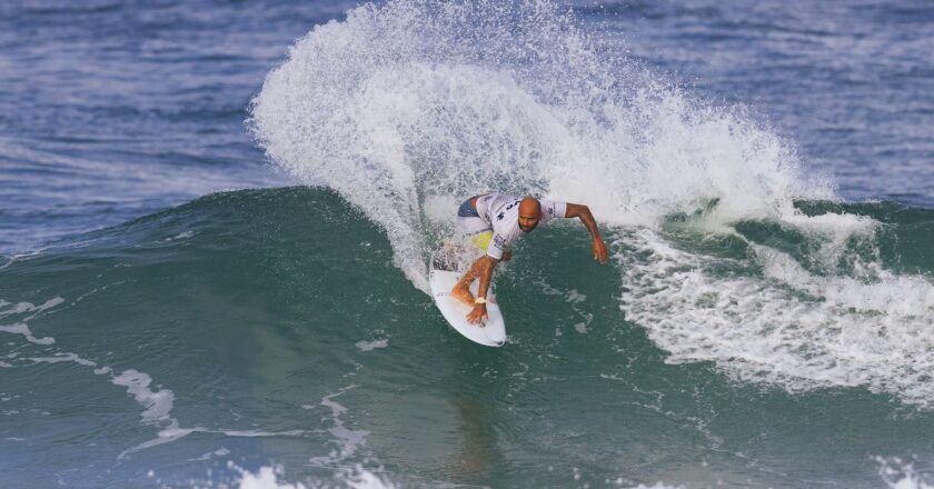 Surfe: Yago Dora, Samuel Pupo e Jadson André avançam na etapa do Rio