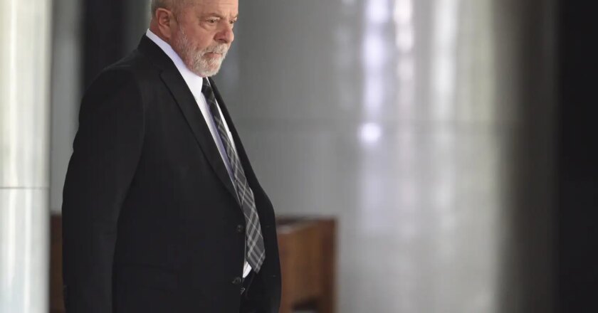 Lula e presidente da Comissão Europeia falam sobre acordo Mercosul-UE