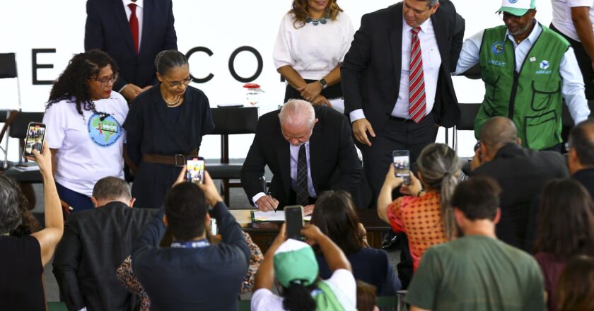 Governo edita medidas para dar protagonismo a catadores de recicláveis