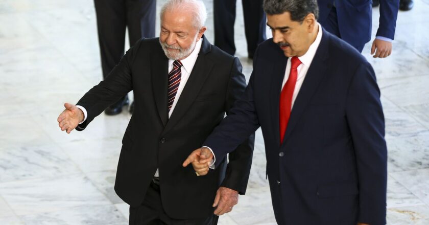 Lula diz que retomada de relação com Venezuela é plena