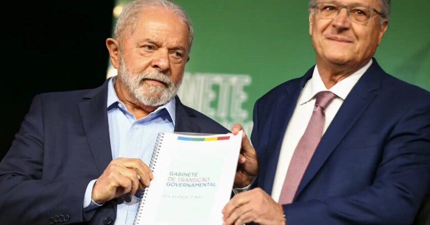 Equipe de transição aponta emergências fiscais e orçamentárias do país