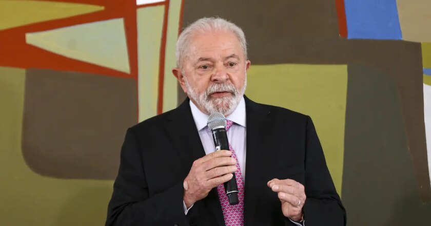 Lula dice que la democracia es el bien más preciado de la población