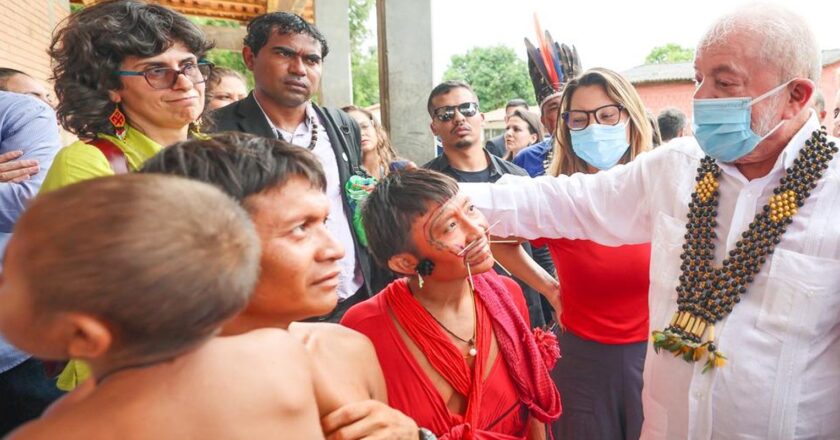Lula determina socorro urgente e humanitário aos Yanomami