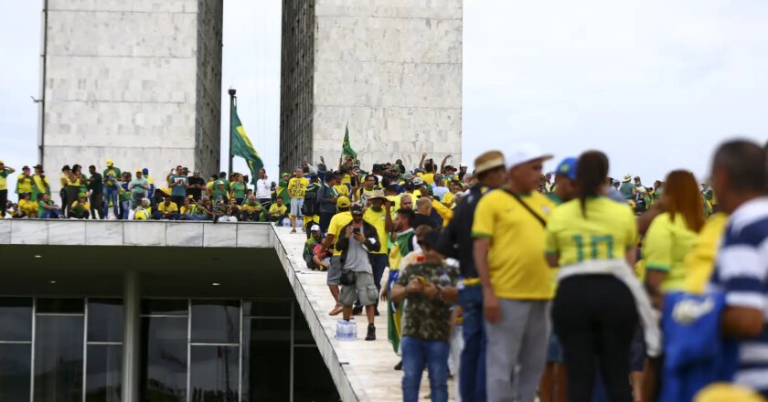 OEA manifesta apoio ao governo brasileiro e repudia ataques golpistas